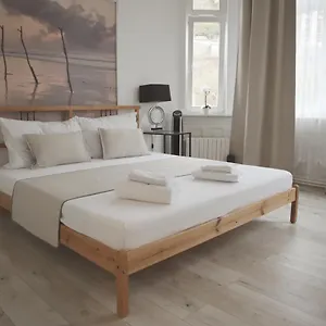 https://three-rings-apartments.karlovyvary-hotels.com